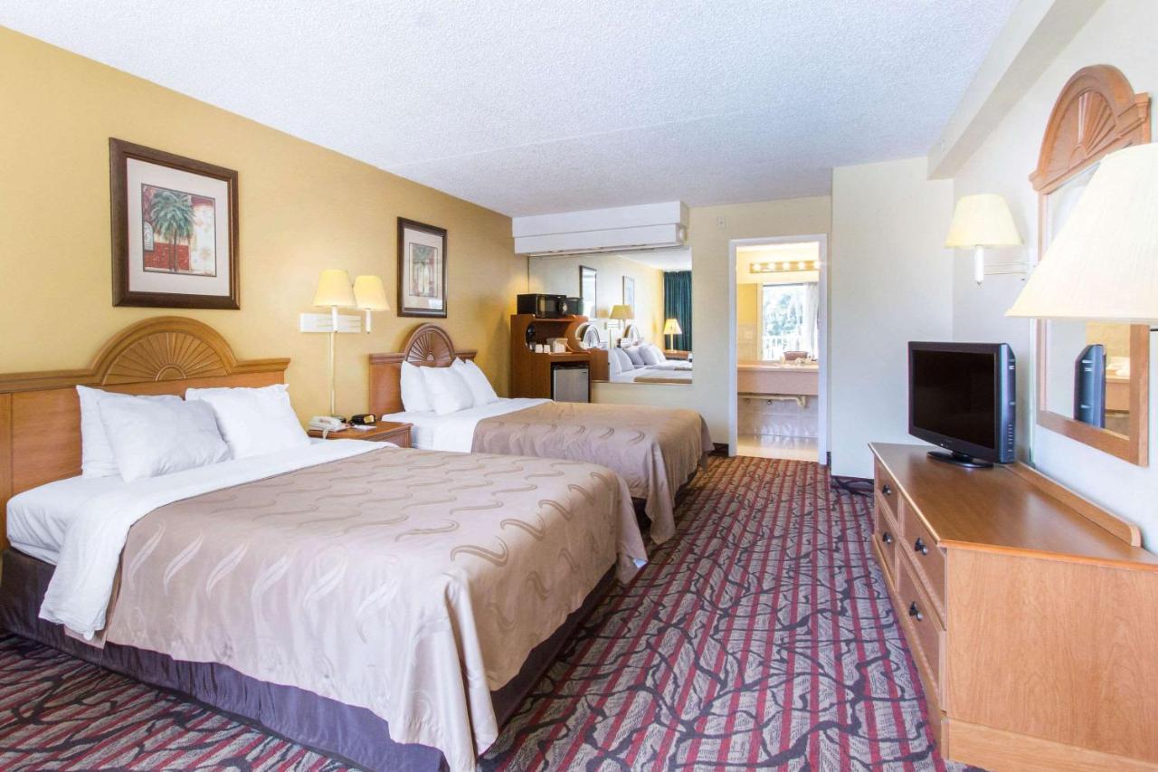Rodeway Inn Central Clearwater Beach Exterior foto